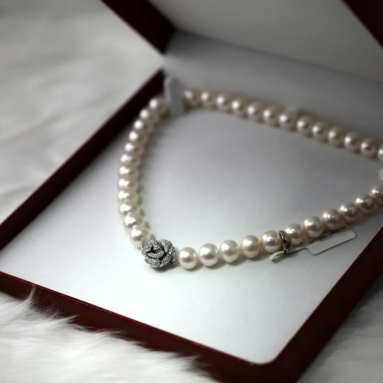 Necklaces Sample 11